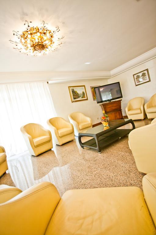 Hotel Ca D'Oro 체르비아 외부 사진